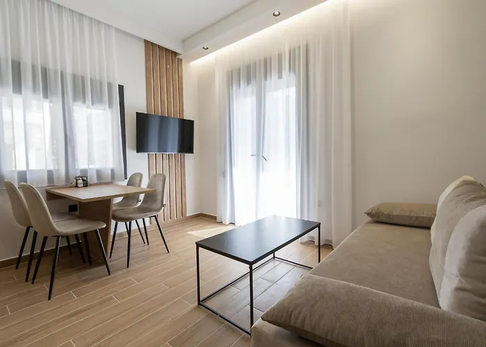 Eleni Luxury Nea Kallikrateia