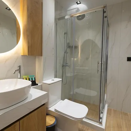 Eleni Luxury * Nea Kallikrateia