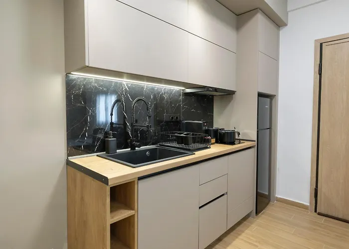 Eleni Luxury Nea Kallikrateia